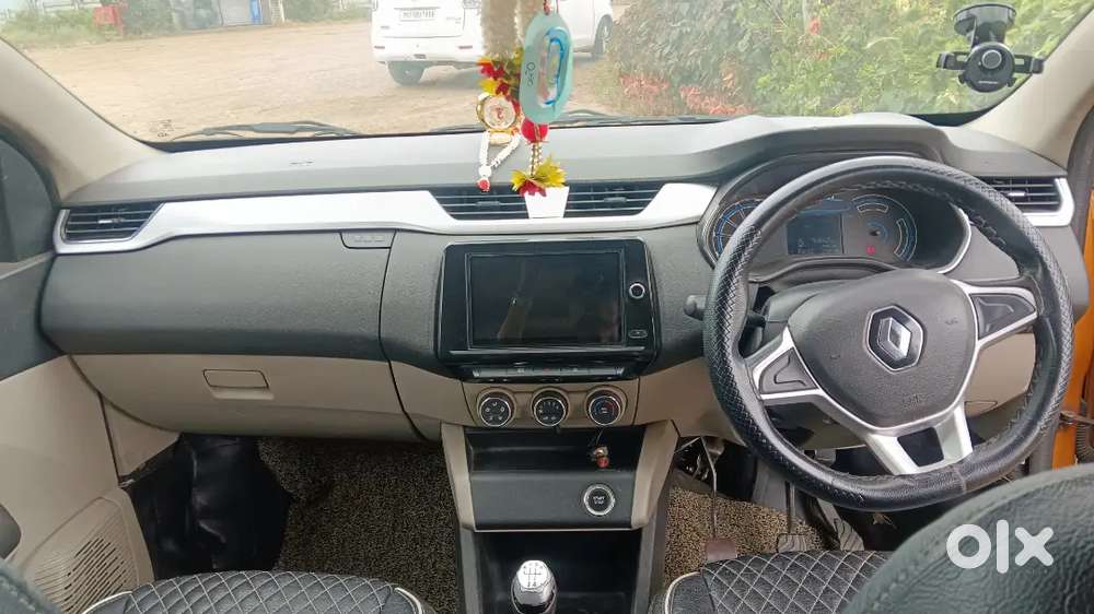 Renault Triber 1.0 Rxz 2020 Model