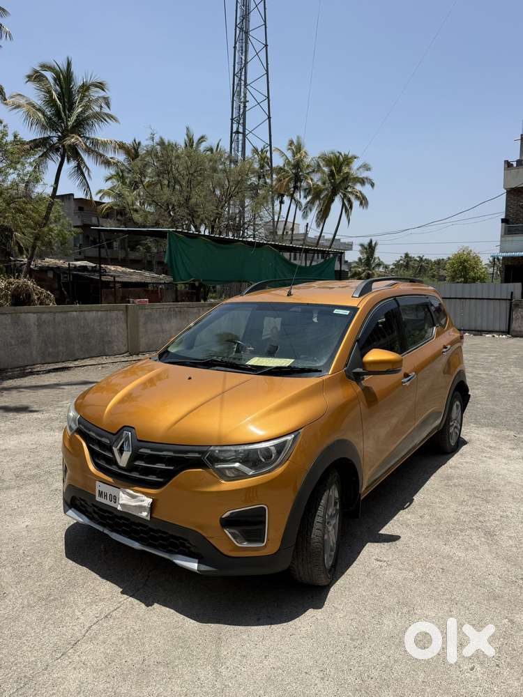 Renault Triber Rxz, 2023, Petrol