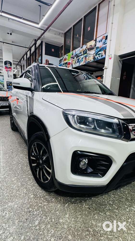 Maruti Suzuki Brezza Vxi At, 2021, Petrol