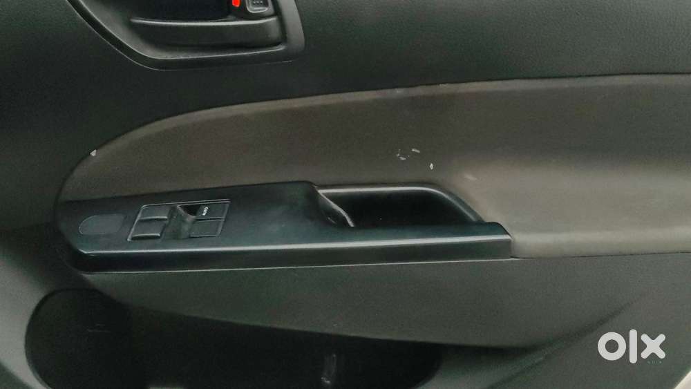 Maruti Suzuki Swift Lxi, 2016, Petrol