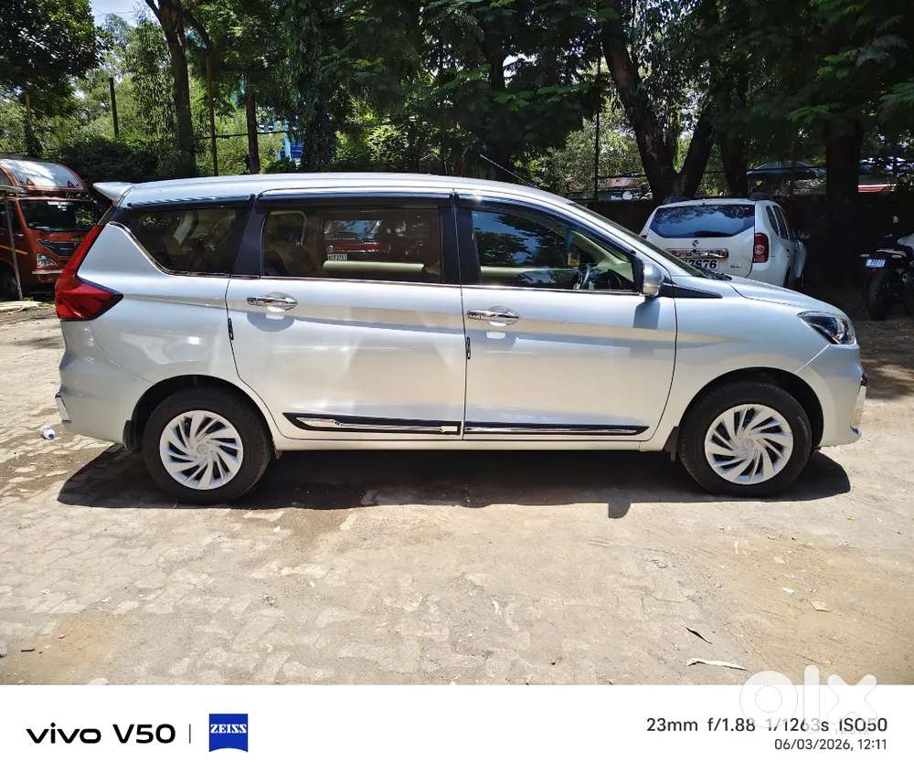 Ertiga 2025 Cng & Hybrids 23000 Km Single Owner, 11.55 Lakh
