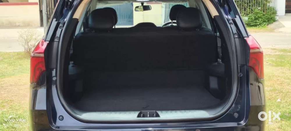 Mahindra Xuv700 2.2 Ax 7 Diesel Mt Str, 2024, Diesel