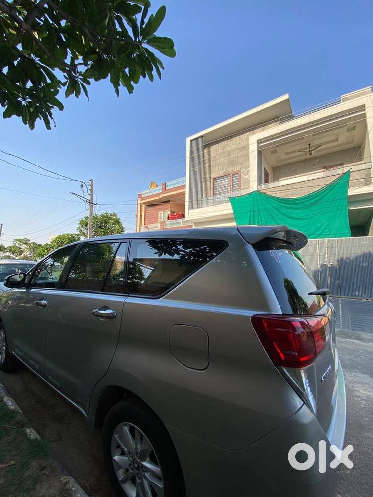 Toyota Innova Crysta 2017 Diesel Well Maintained