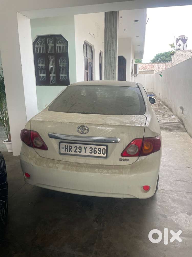 Toyota Corolla Altis 2010 Model