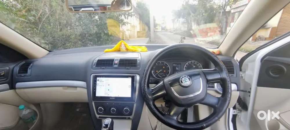 Skoda Laura 2011 Petrol Well Maintained