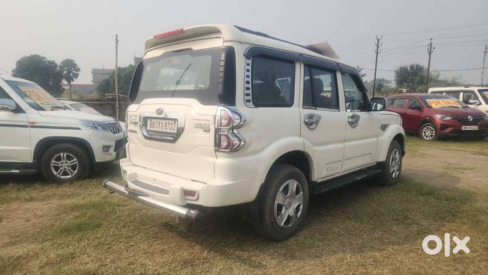 Mahindra Scorpio S4, 2016, Diesel
