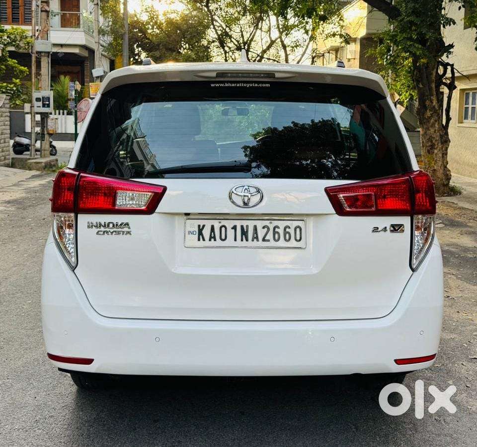 Toyota Innova Crysta 2.4 V, 2023, Diesel
