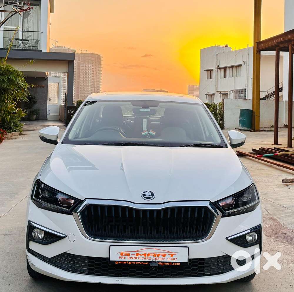 Skoda Slavia, 2022, Petrol