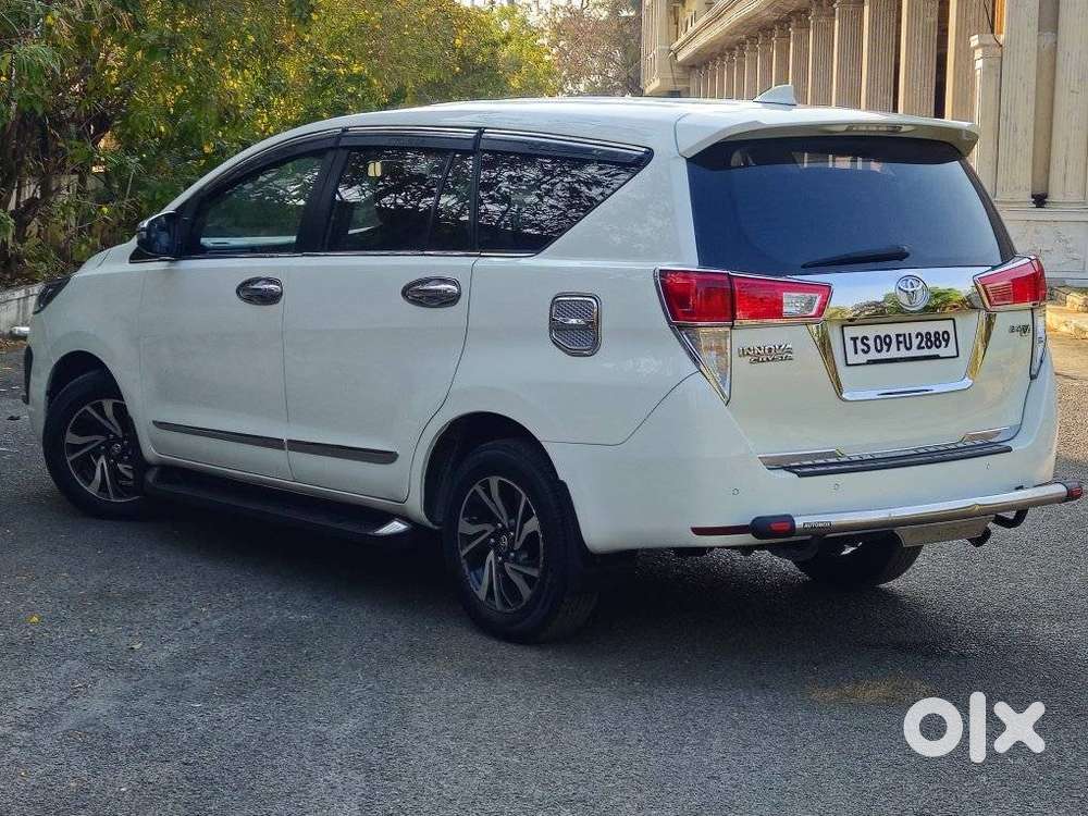 Toyota Innova Crysta 2.4 V 8 Str, 2021, Diesel