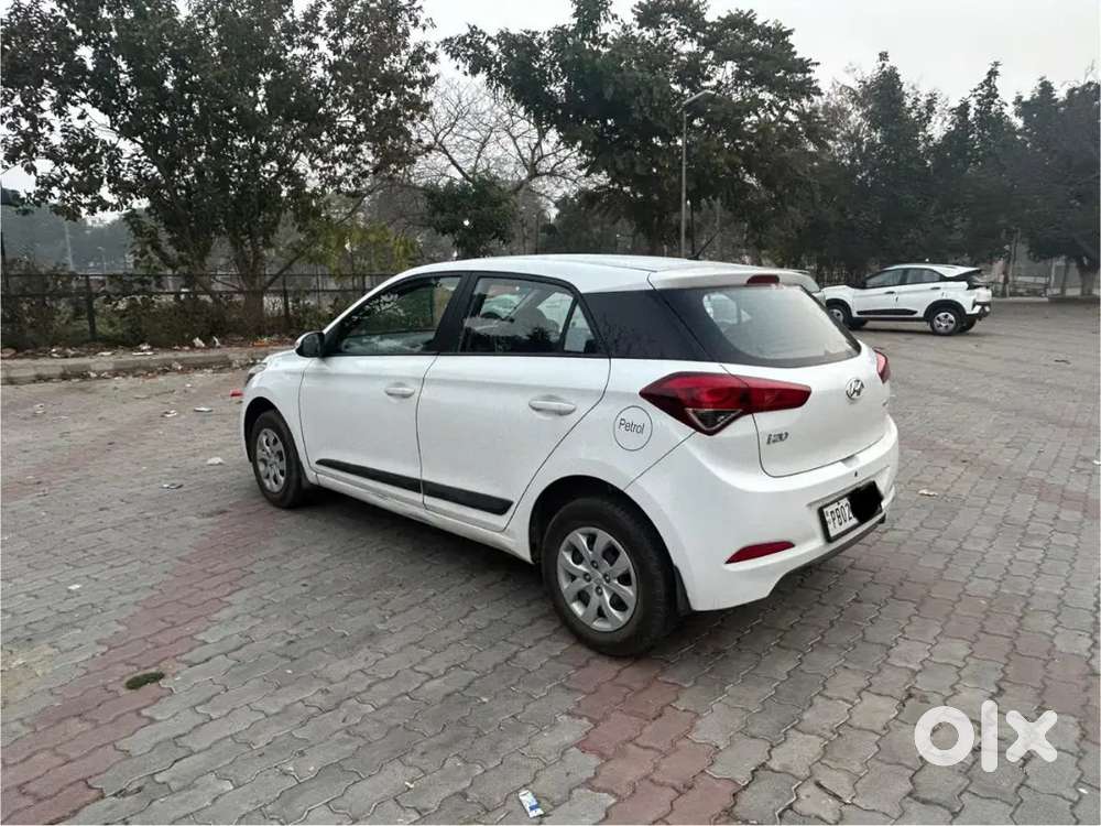 Hyundai I20 2017 Petrol 66000 Km Driven