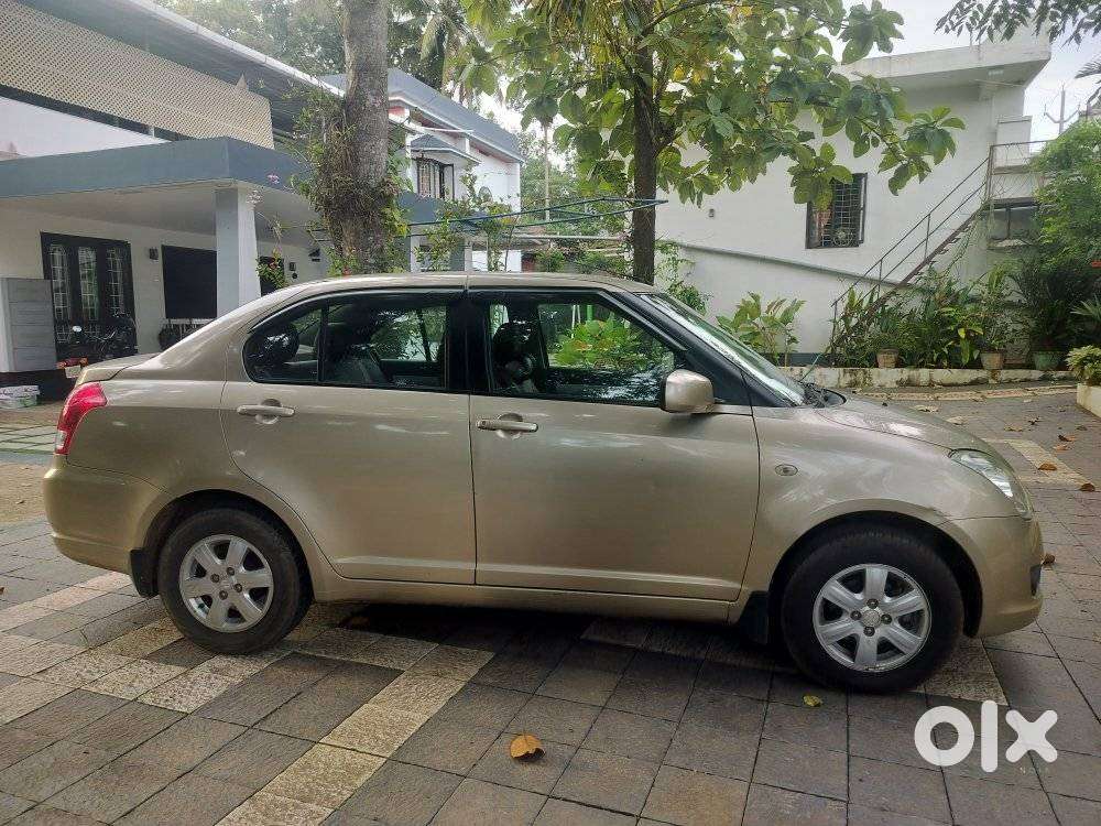 Maruti Suzuki Swift Dzire 1.2 Zxi Bsiv, 2011, Petrol