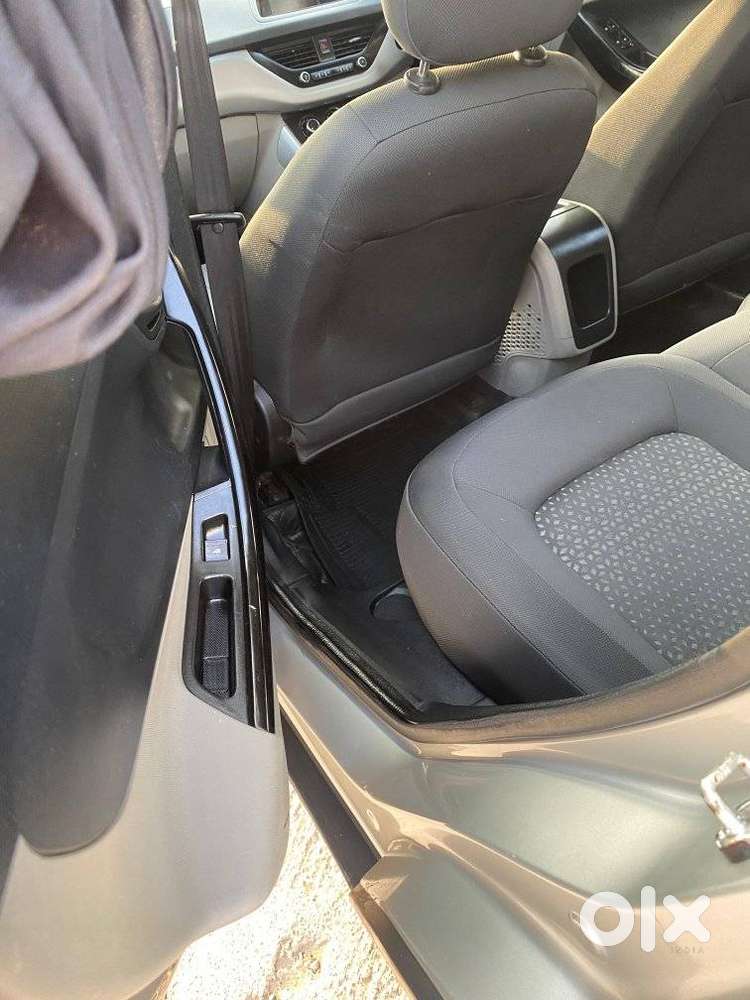 Tata Nexon 1.2 Revotron Xm, 2018, Petrol