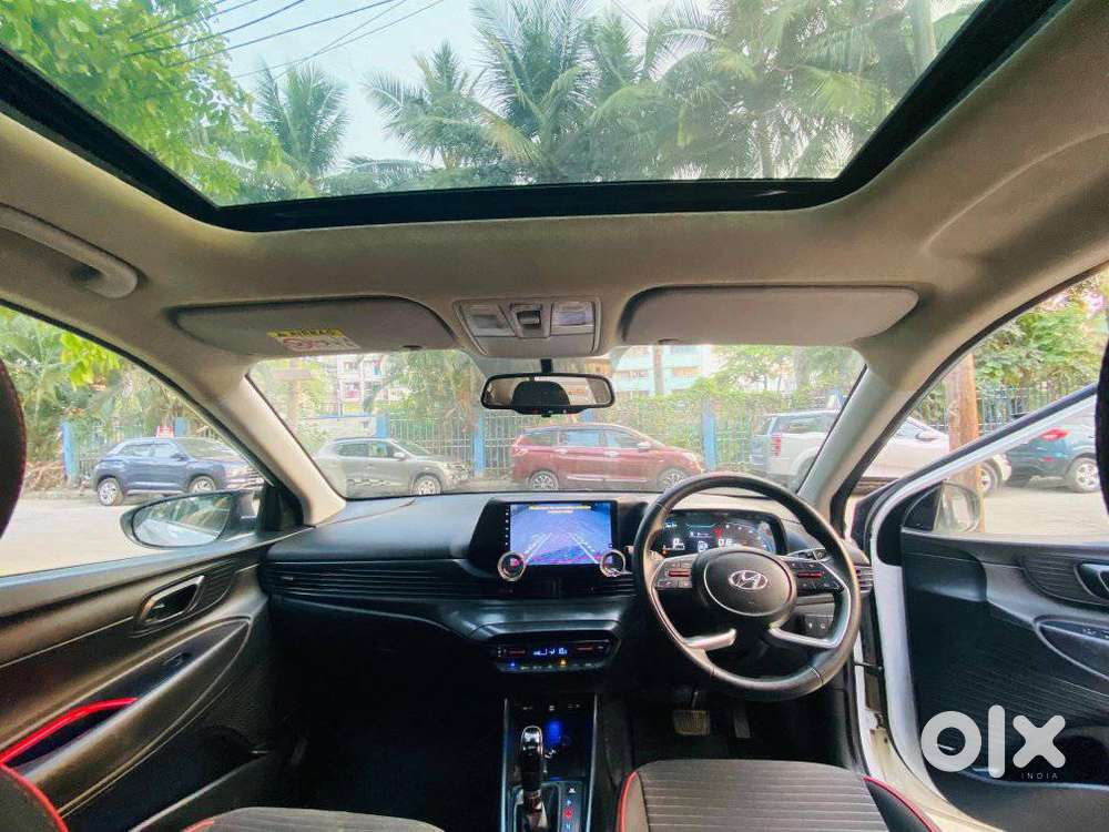 Hyundai I20 Asta (o) 1.2 Ivt Dual Tone, 2023, Petrol