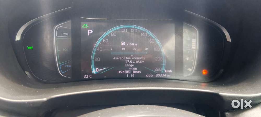 Maruti Suzuki Grand Vitara 1.5 Alpha Plus Intelligent Hybrid Ecvt, 2..