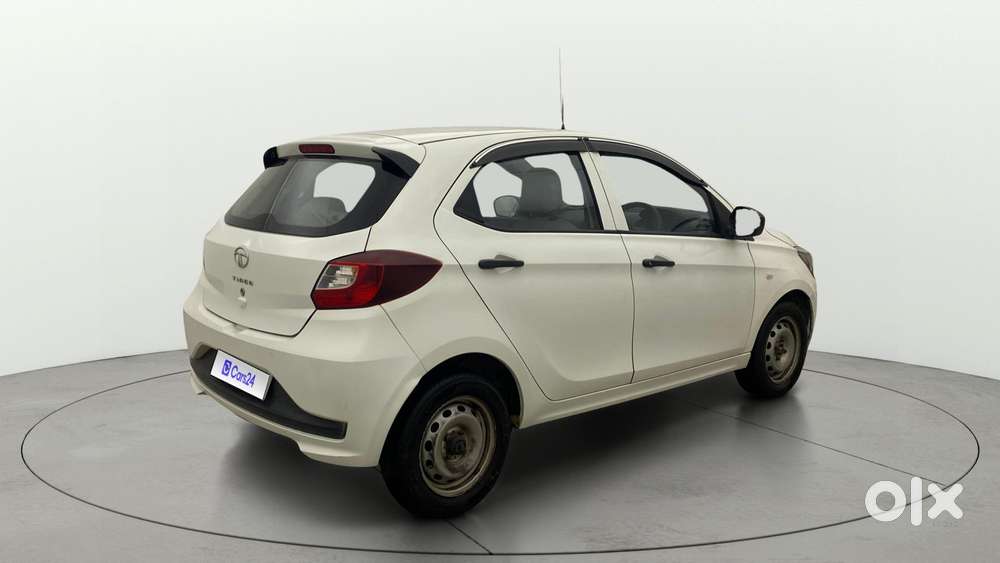Tata Tiago Xe, 2020, Petrol