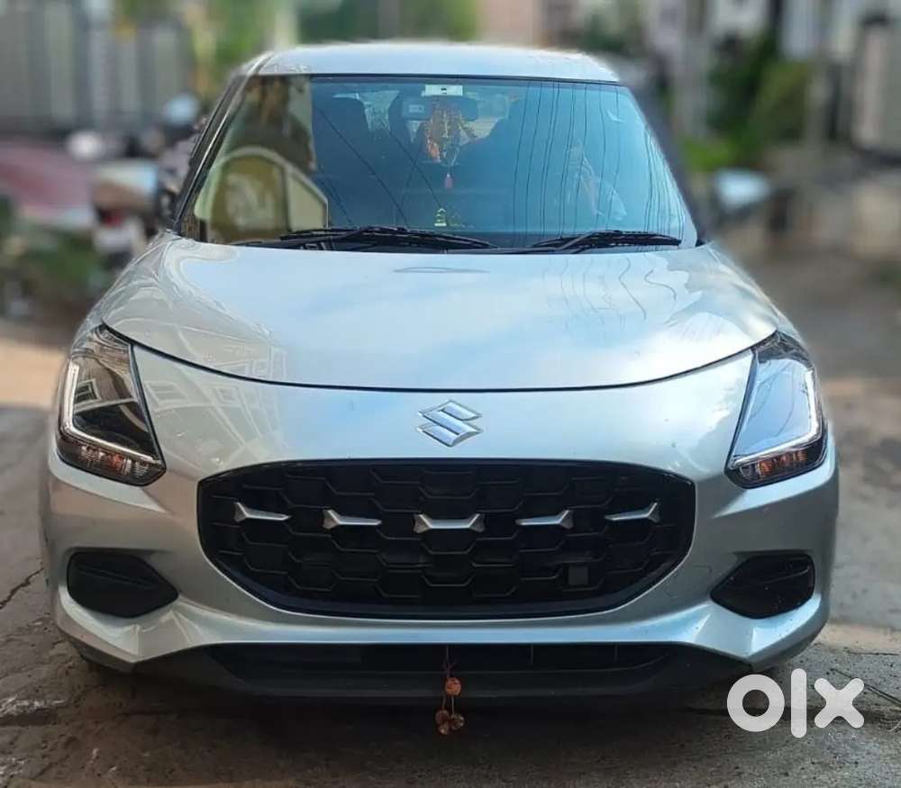 Swift Vxi Maruti 2024 -good Condition Show Room Track