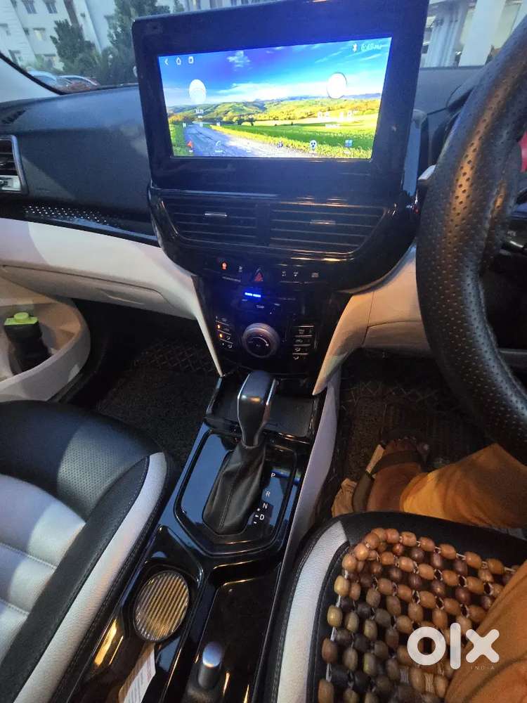 Mahindra Xuv 3xo Petrol Mx2 Pro Auto,2024 Dec Regd, Just 6200 Kms Run.