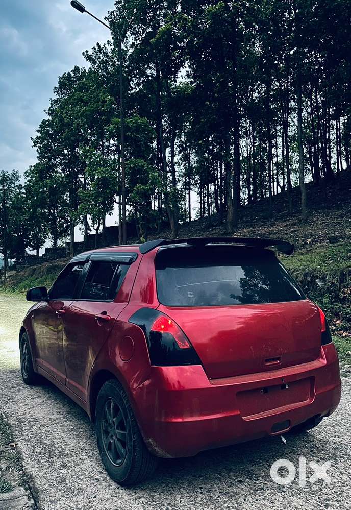 Maruti Suzuki Swift 2011 Year
