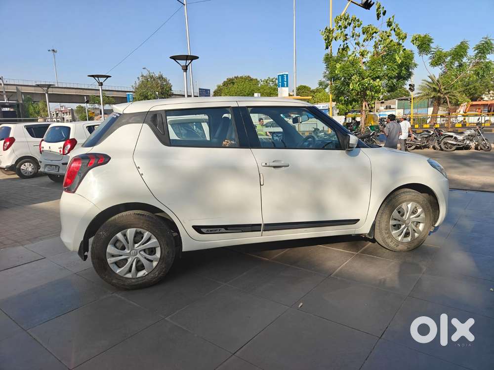 Maruti Suzuki Swift Amt Vxi, 2021, Petrol