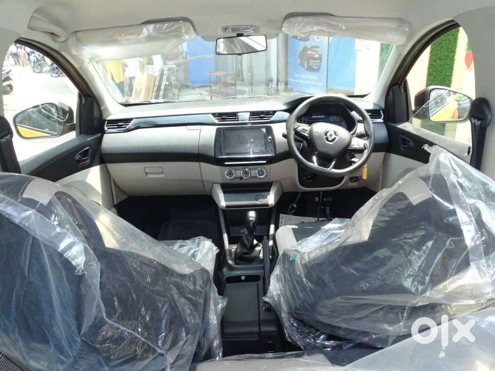 Renault Triber Rxt Easy-r Amt, 2026, Petrol