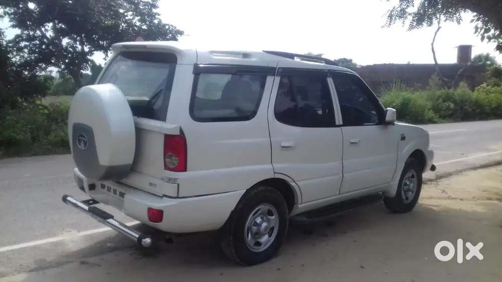 Tata Safari