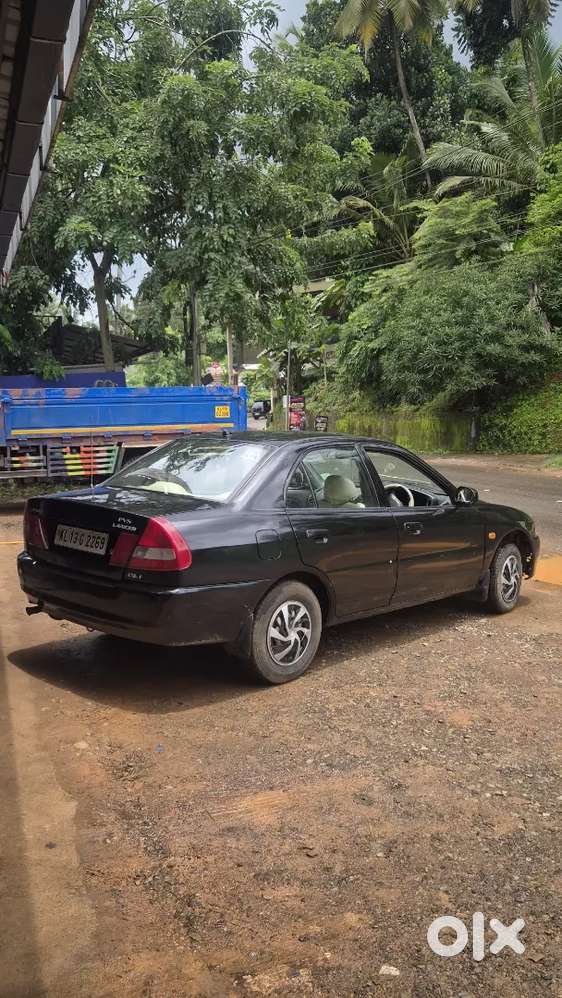 Mitsubishi Lancer 1.5 Gli 2001 Petrol
