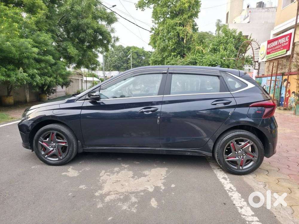 Hyundai I20 Sportz 1.2 Mt, 2023, Petrol