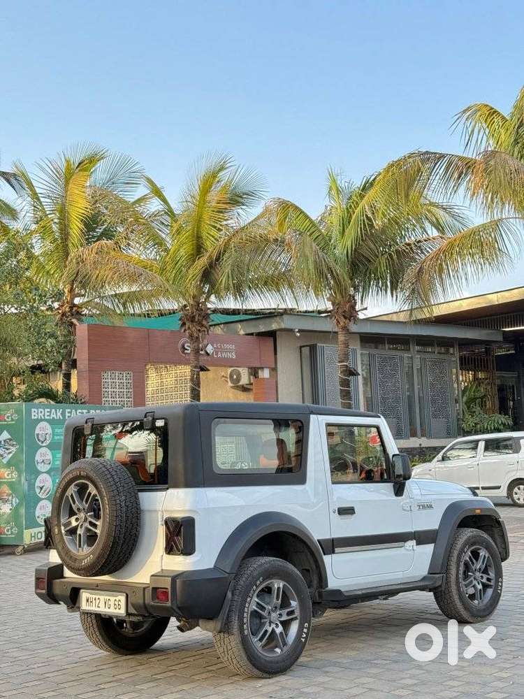 Mahindra Thar Lx 4-str Convertible Mt, 2023, Diesel