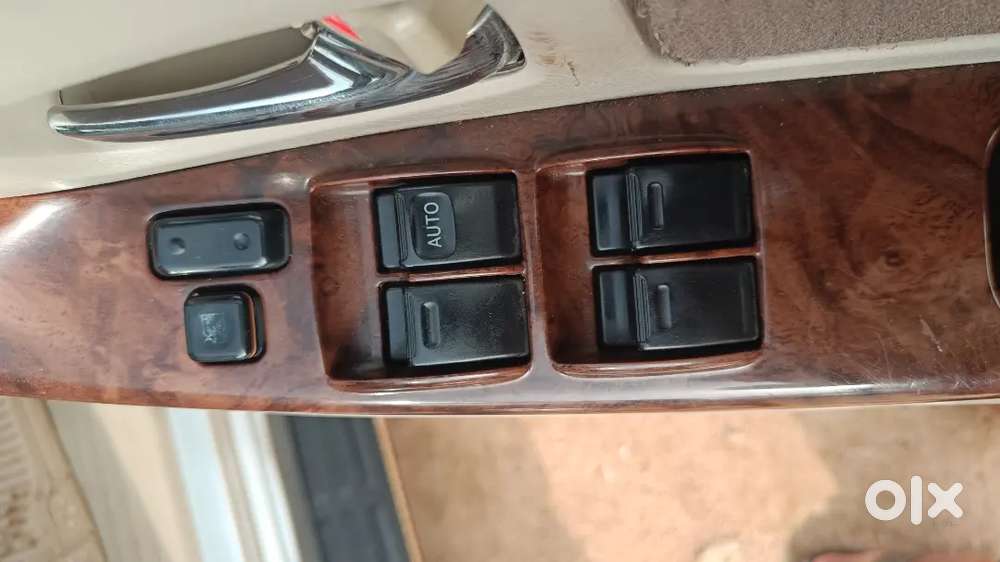 Toyota Innova 2.5 Vx 2012 Model Second Owner