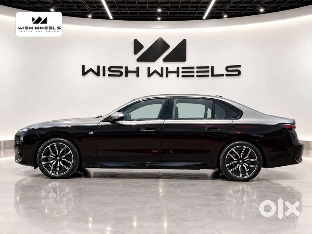 Bmw 7 Series 740i M Sport Petrol Automatic, 2023, Petrol