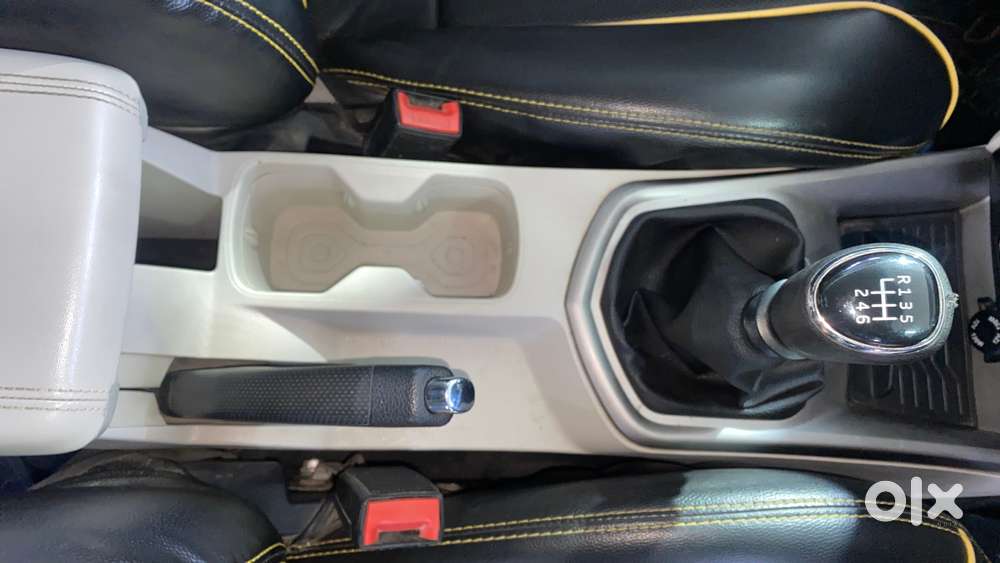 Mahindra Xuv300 W8 Diesel, 2019, Diesel