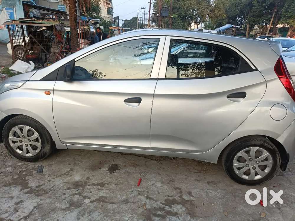 2017 Hyundai Eon Magna +