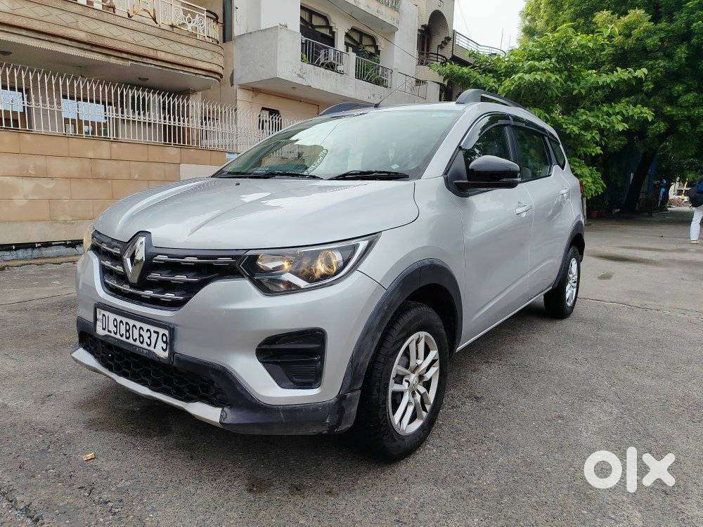 Renault Triber Rxt, 2023, Petrol