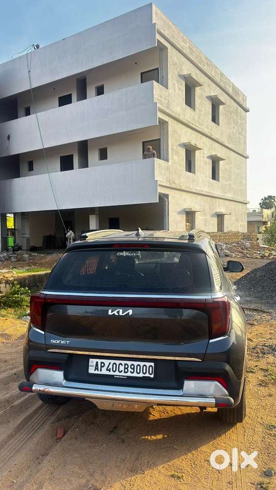 Kia Sonet 2024 Petrol Well Maintained