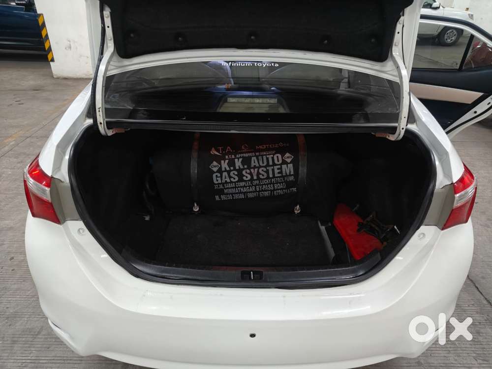 Toyota Corolla Altis