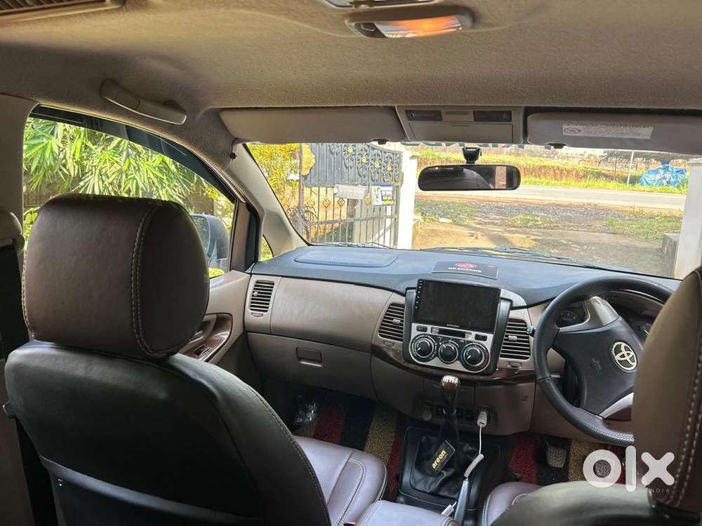 Toyota Innova Diesel 225000 Km Driven