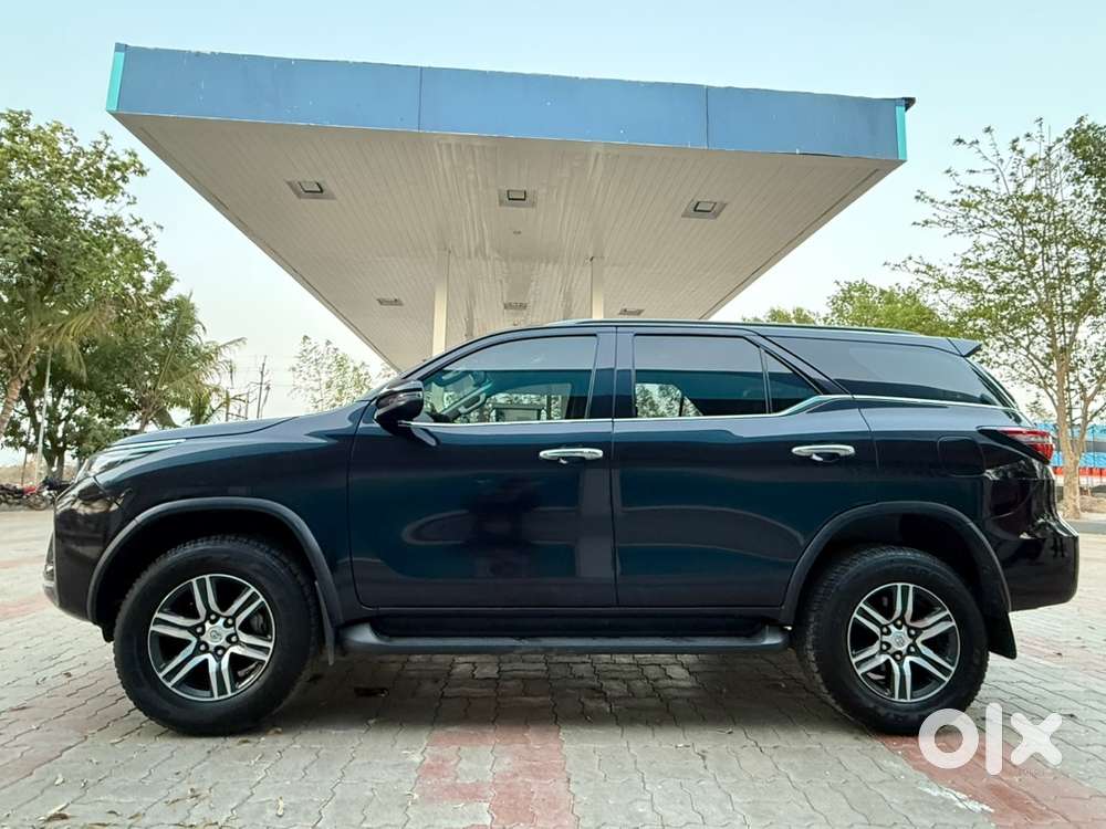 Toyota Fortuner Diesel At 2024