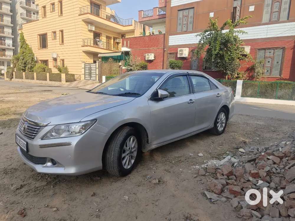 Toyota Camry 2012 Petrol 100400 Km Driven