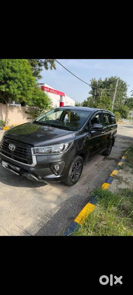 Toyota Innova Crysta 2.8 Gx At, 2022, Diesel