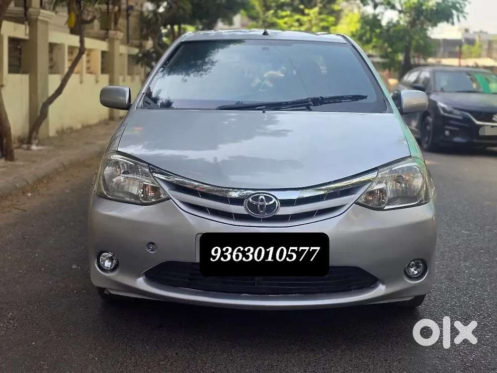 Toyota Etios 2010-2012 G, 2011, Petrol