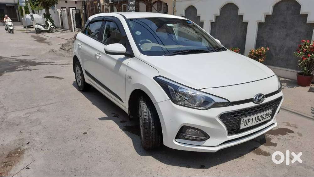 Hyundai I20 Magna  Low Driven (26,000 Km)