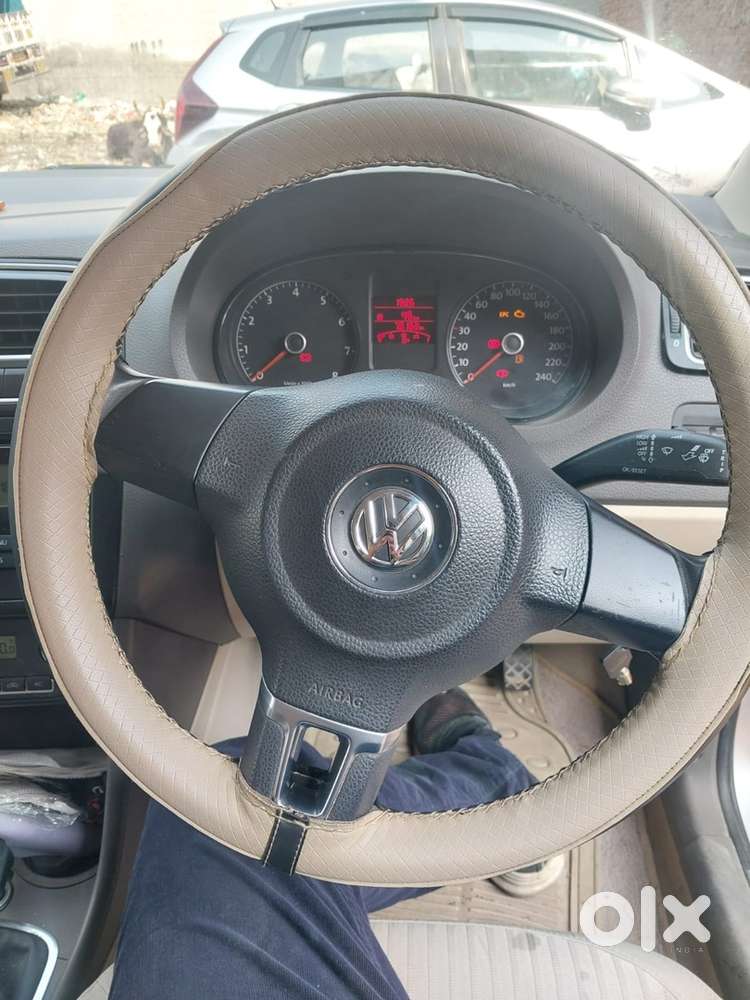 Volkswagen Vento 2011 Manual