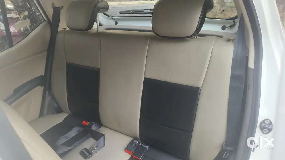 Lady Driven Hyundai I10 2013 Petrol 39510 Km  Automatic