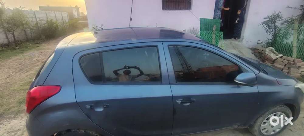 Hyundai I20 2012 Diesel 80300 Km Driven