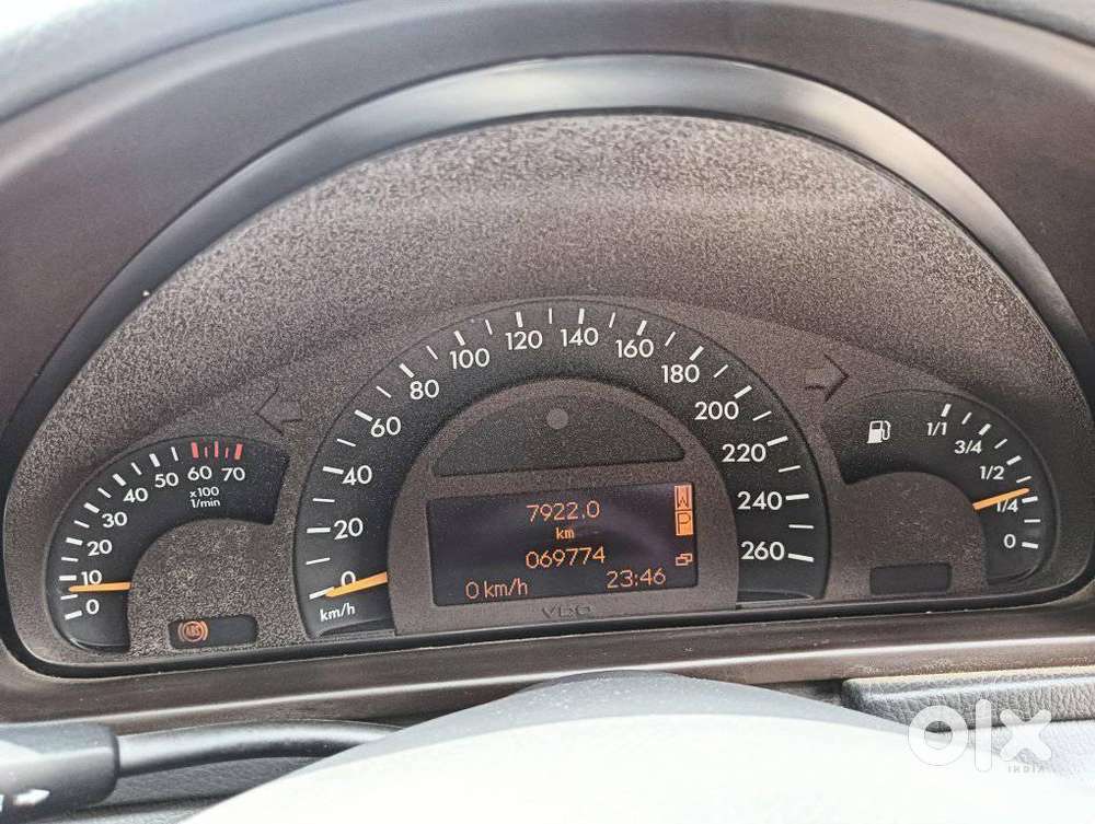 Mercedes-benz C-class 1.8 180 Elegance At, 2002, Petrol