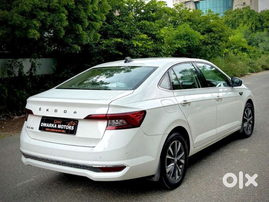 Skoda Slavia 1.0 Tsi Style, 2022, Petrol