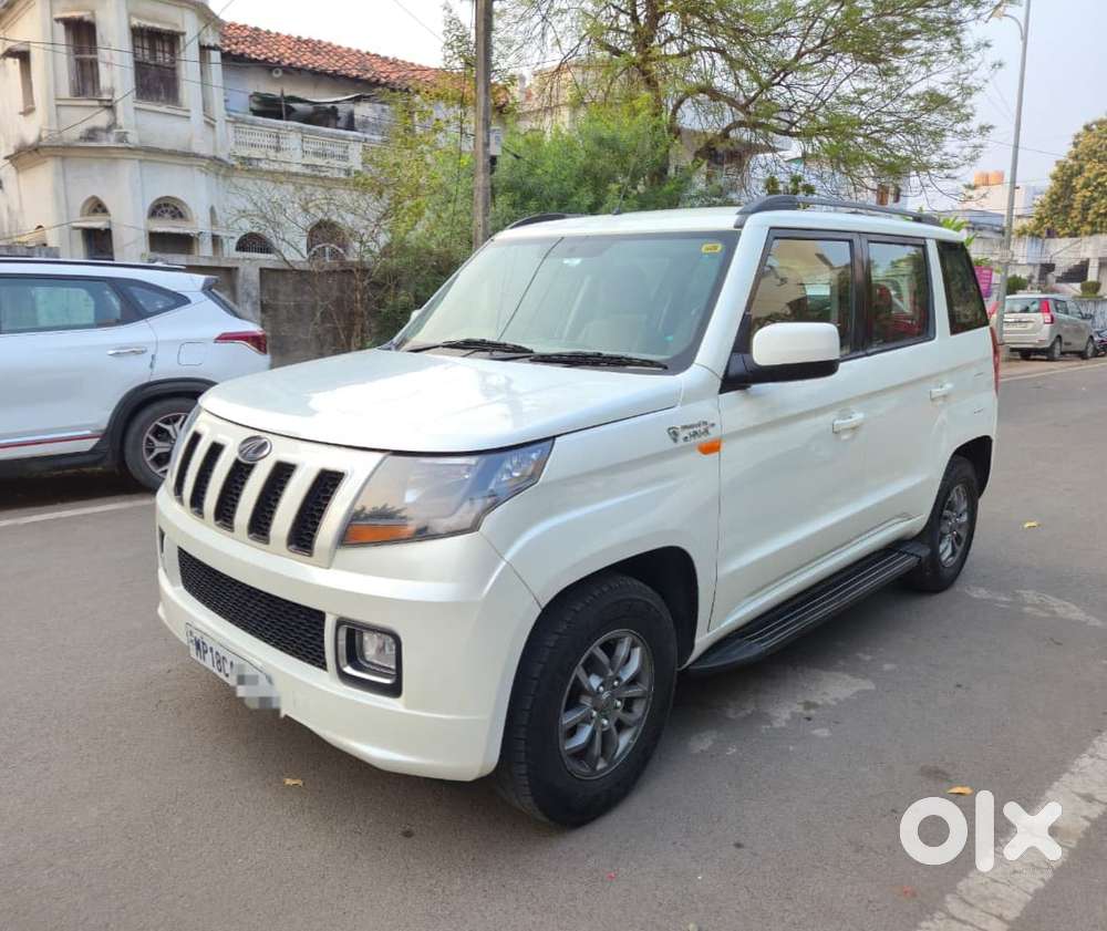 Mahindra Tuv 300 T10, 2019, Diesel