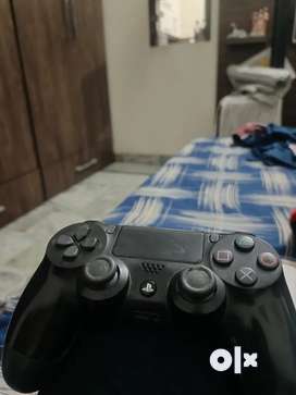 Olx best sale ps4 controller