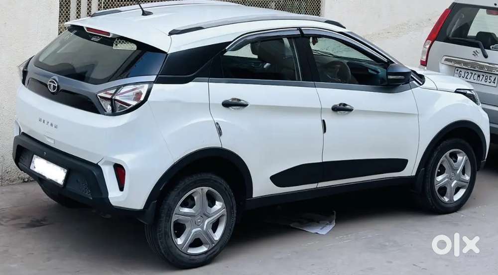 Tata Nexon Petrol 2021 2nd Owner