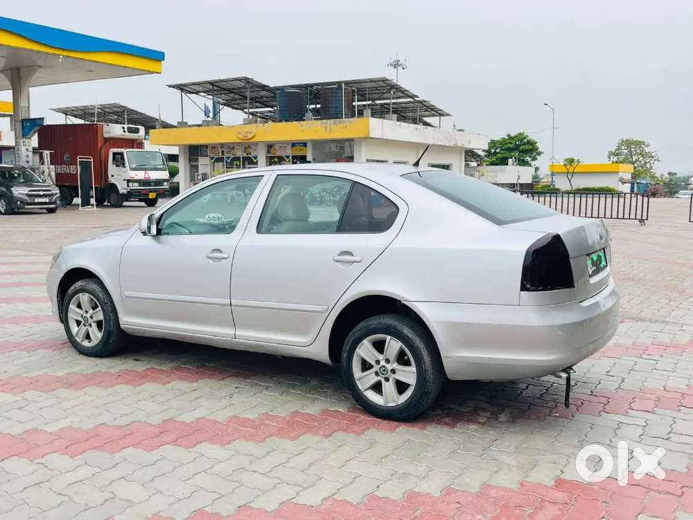 Skoda Laura Elegance 2010 Passing 2030
